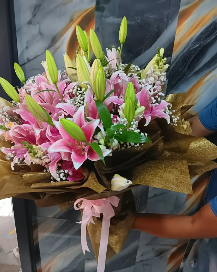 Buket Lily Pink
