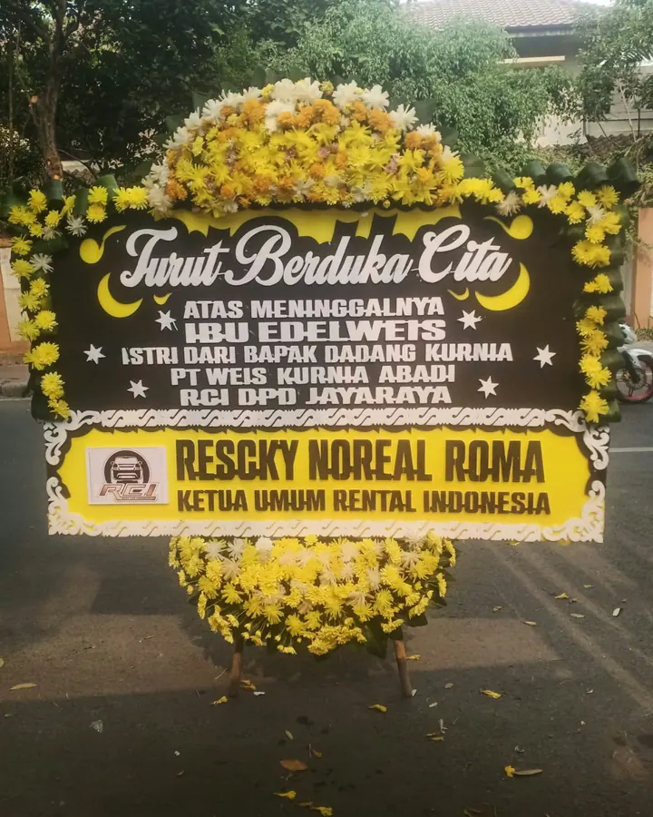 Papan Duka Cita Kuning