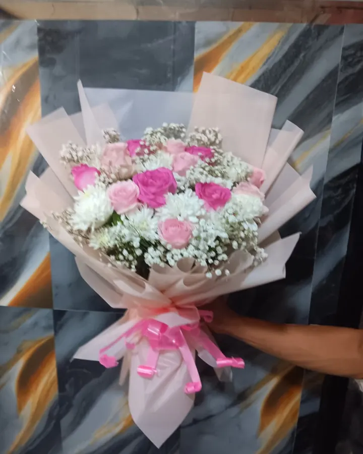 Buket Mawar Pink Putih