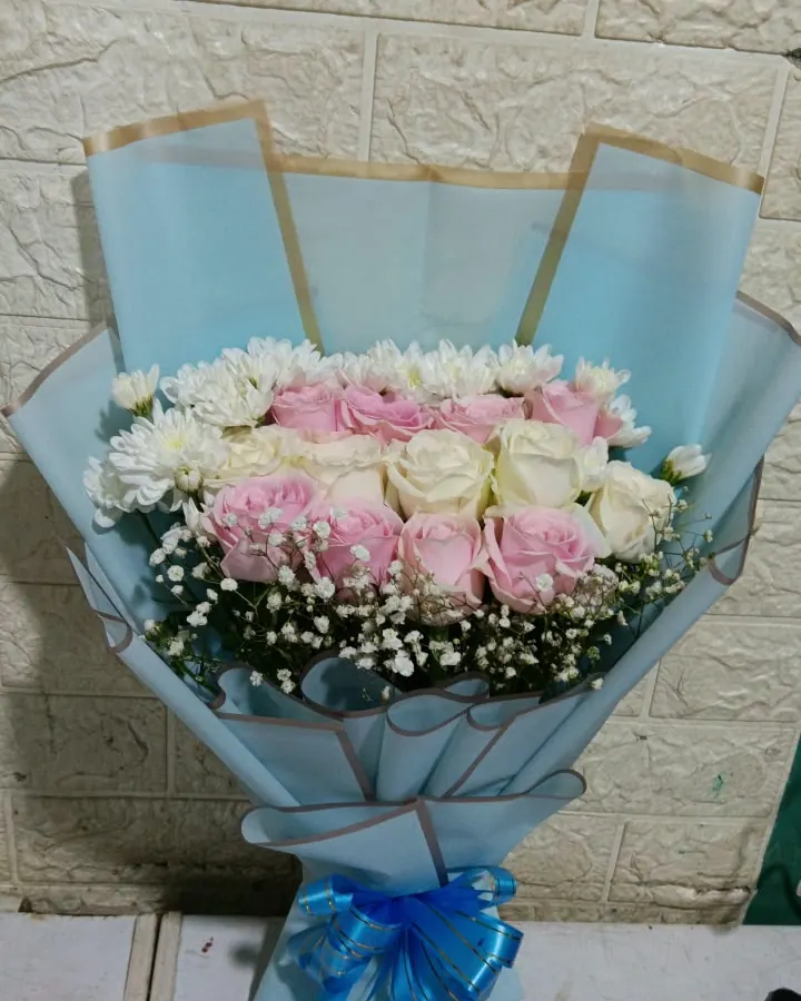 Buket Mawar Pink Biru